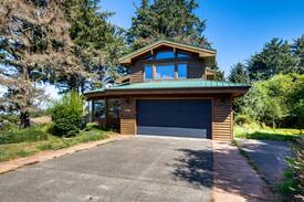 Cloverdale House | Dog-friendly Sahhali Shores home with great ocean views & private hot tub!