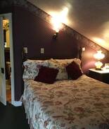 Cape May Court House Bed & Breakfast | The Roger C. Wood Room #3