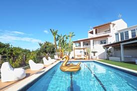Can Besso Villa | Luxury villa Can Musenya 14-20 pax in Jesús