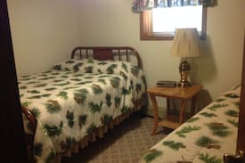 Bark River House | St Michael's in Cedar Dells Lakeside Resort #2