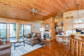 Bonnots Mill House | Secluded "Heaven" w/ jacuzzi, sauna, sunset view