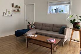 Penshurst House | Private guesthouse in the quiet suburbs of Sydney.