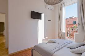 Rione IV Campo Marzio Apartment | TownHouse by the Spanish Steps x 18