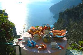 Positano Villa | fall in love in villa sofia!!