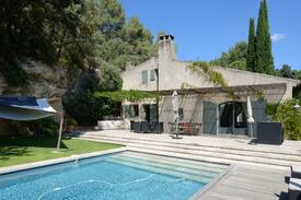 Lourmarin Villa | Villa Nirvana - 6 Private, Ensuite Bedrooms