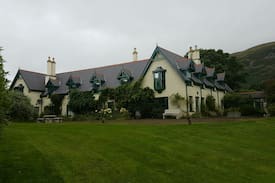 Newry House | Stunning mansion house on the beach