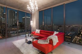 Downtown Los Angeles Apartment | URBAN DOWNTOWN LA FLOOR TO CEILING PENTHOUSE