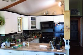 Malahide Cabin | Port Bruce Cottage Oasis