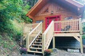 Gatlinburg Cabin | Honeymoon Magic