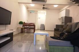 Taman Hock Ann Apartment | Duplex Entire Soho,8pax 5 min to Mid Valley KL