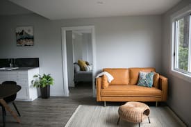 Terrigal House | Treetop Sanctuary, modern and nice walk to beach