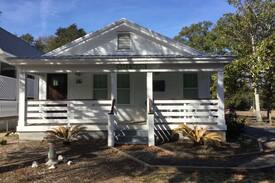 Southport House | Southport's Salt Nook Bungalow and Pool