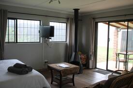Curry's Post Other | Top Spot - Sunrise Cottage (Self-Catering)