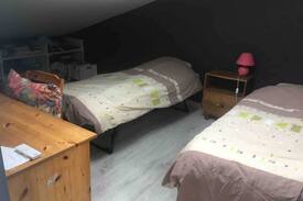 Savigneux Villa | Chambre privée dans villa -