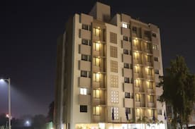 Thaltej Apartment | Fully furnished luxury service apartment For NRI