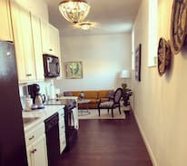 Murphysboro Apartment | The NEW Pink Lady on Walnut, Downtown Murphysboro