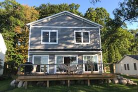 Smyrna Cabin | Deer Shores Cottage on Big Pine Island Lake, 7 BR
