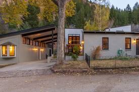 Historic District House | The Lodge at Georgetown