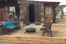 Yucca Valley Cabin | Love Shack @Rustyrabbitranch