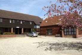 Milton Apartment | Millbrook House Citadine Apartments No 7
