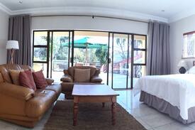 Bedfordview Apartment | Apartment at 82 Van Der Linde Rd