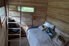 Poulsbo Bed & Breakfast | Meadowhawk Sanctuary Treehouse
