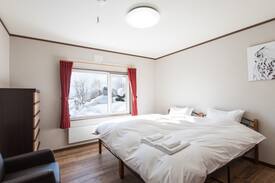 Rusutsu House | Yotei Moon 5Bdrm Chalet, Rusutsu