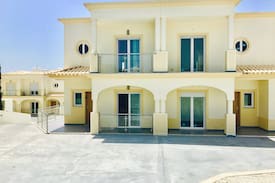 Vale de Parra House | ❤ Condominio Encosta Dos Salgados - Pool & WIFI