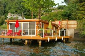 West Lake Stevens Cabin | Waterfront Beautiful Above Water Bungalow