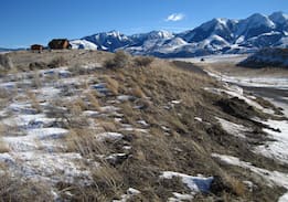 Emigrant House | House on the Hill - with Views!