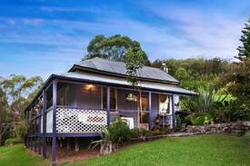 Ravensdale Cabin | Charlies Cottage in Yarramalong