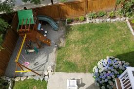 Port Moody House | 포트무디 민박 "Moody House"