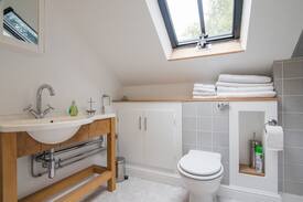 Bradwell House | Cosy Tor Top Cottage, Bradwell
