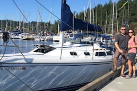 Olympia Boat Rental | Cozy Sailboat: Sleep On The Water