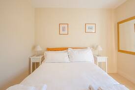 Broadstairs House | Seagulls Rest five bedroom house near Viking bay!