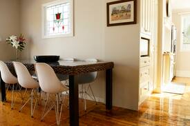 Ballarat House | A Place To Stay - "Ascot & Eyre"