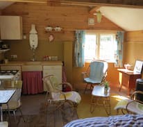 Municipality of Hilvarenbeek House | Tiny house met veel natuurlijke ruimte er om heen.