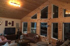Hecla-Grindstone Provincial Park Cabin | Beautiful Cabin : Grindstone/Hecla Provincial Park