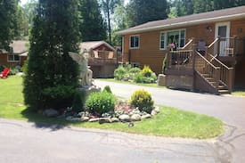 Bark River House | St Michael's in Cedar Dells Lakeside Resort #2