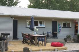 Omihi Cabin | Shearers Quarters - Motunau Beach Rd, Greta Valley