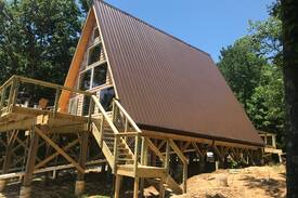 Cobden Villa | Beautiful hillside a-frame