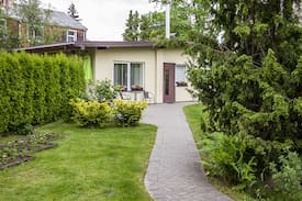 Kaunas House | Small cozy house in the garden