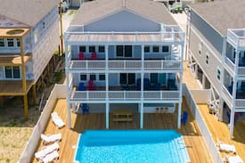 Holden Beach House | Summer Salt BRAND NEW LUXURY BEACH HOUSE PRIVATE POOL, ELEVATOR, POOL TABLE MINUTES FROM THE BEACH