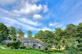 Hope Valley House | Beavers Croft at Howden Dam