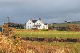 Llanfaethlu House | Moranedd - a beautiful family dwelling by the sea