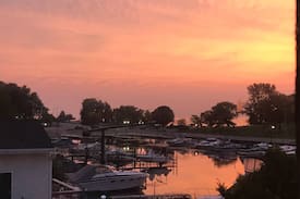 Downtown Kenosha Cabin | Lake Michigan Writer’s Cabin