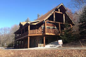 McHenry Cabin | Big Timber Retreat at Deep Creek Lake