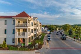 Sister Bay Apartment | Marina View #104