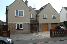 Bognor Regis Apartment | Coombe Cottage in Bognor Regis by the sea.
