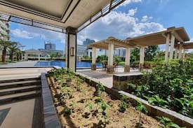 Ermita Apartment | Torre de Manila Condo w/ bay view Luneta Park